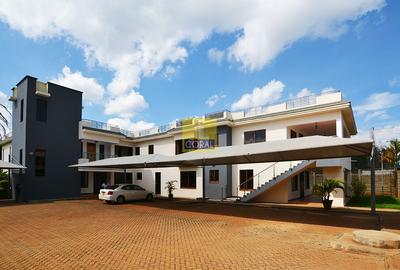 5 Bed Apartment with Parking in Runda - 2