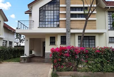 4 Bed Townhouse with En Suite in Kitengela