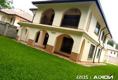 4 Bed Townhouse with En Suite in Lavington