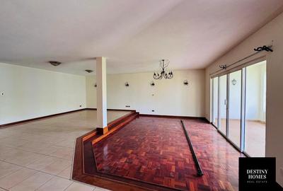 4 Bed Townhouse with En Suite in Lavington - 4