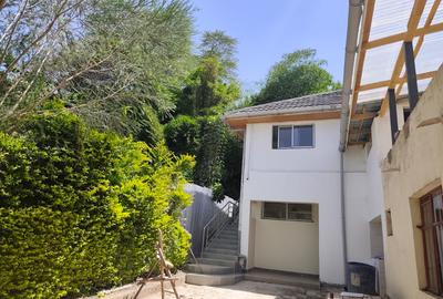 2 Bed House with Garden in Runda