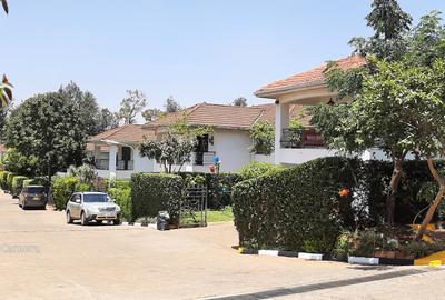 4 Bed Townhouse with En Suite in Westlands Area