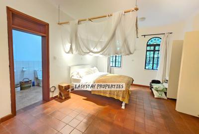 4 Bed House with En Suite in Loresho - 3
