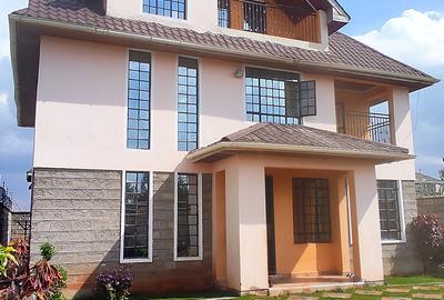 4 Bed House with En Suite in Syokimau