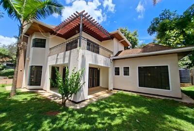 4 Bed Townhouse with En Suite at Off Kiambu Rd