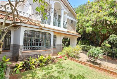 4 Bed Townhouse with En Suite at Lavington Green