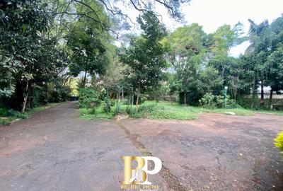 Land in Lavington