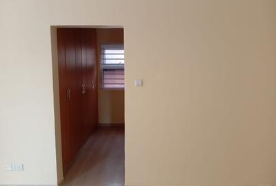 Serviced 3 Bed Apartment with En Suite in Westlands Area - 2