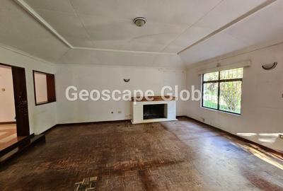 5 Bed House with En Suite in Kyuna - 3