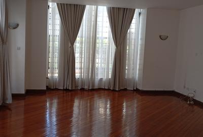 5 Bed Townhouse with En Suite at Off Kabasirian Road - 3