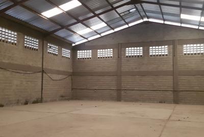 5,000 ft² Warehouse with Service Charge Included at Mombasa Road - 2
