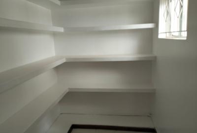 4 Bed Townhouse with En Suite at Lavington - 4