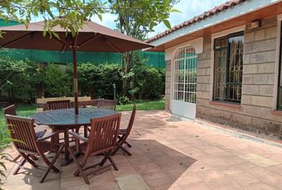 4 Bed House with En Suite in Lavington