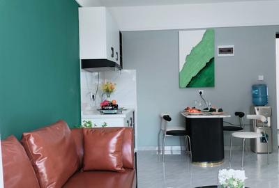 Studio Apartment with Swimming Pool at Wanyee Rd