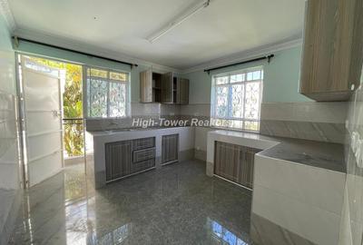 2 Bed House with En Suite in Karen - 4
