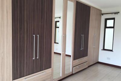 Serviced 3 Bed Apartment with En Suite in South C
