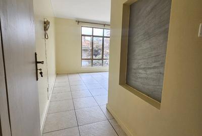 1 Bed Apartment with En Suite in Lavington