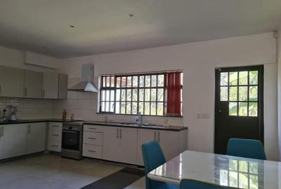 2 Bed House with Garden in Spring Valley