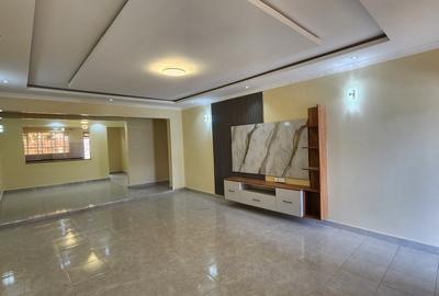 4 Bed House with En Suite at Rimpa Road - 3