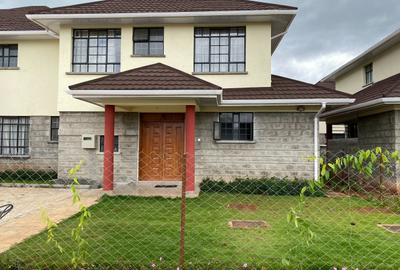 4 Bed Townhouse with En Suite at Namanga Road