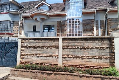 7 Bed House with En Suite at Langata