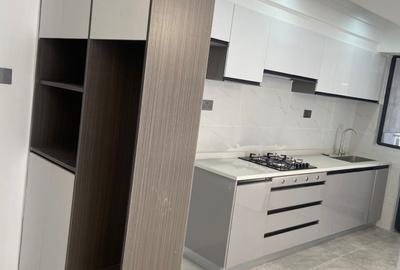 1 Bed Apartment with Lift in Kilimani - 3