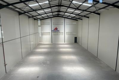 10,000 ft² Warehouse with Parking in Mombasa Road