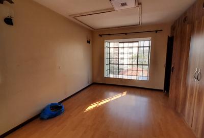 4 Bed Apartment with En Suite in Lavington - 4