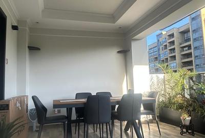 3 Bed Apartment with En Suite in Riverside - 4