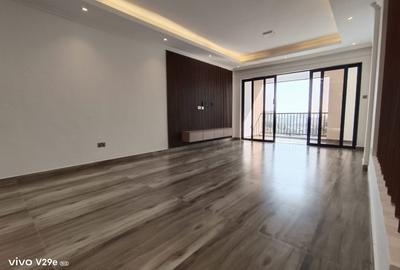 2 Bed Apartment with En Suite at Brookside - 4