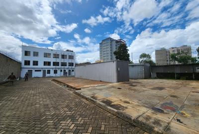 300 ft² Office with Parking in Mombasa Road