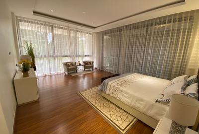 4 Bed Apartment with En Suite in Spring Valley - 3