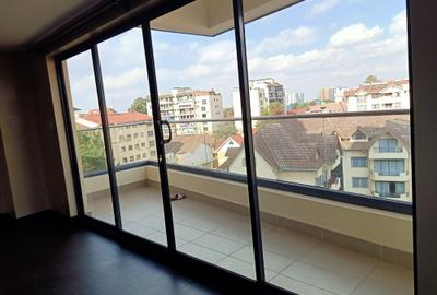 4 Bed Apartment with En Suite at Gitanga Road