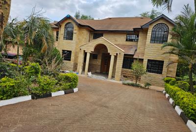 4 Bed House with En Suite at Runda