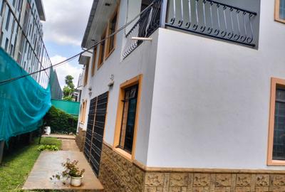 4 Bed Townhouse with En Suite in Lavington