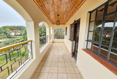 4 Bed House with En Suite at Evergreen - 4