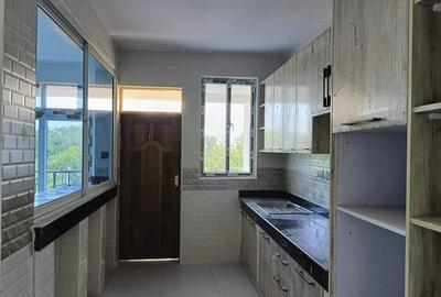 3 Bed Apartment with En Suite at Tausi Road