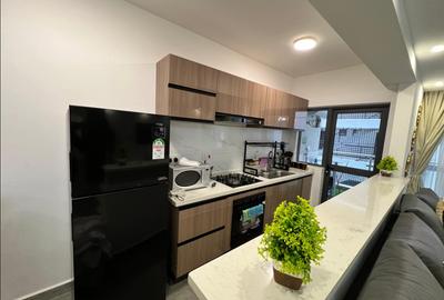 Furnished 2 Bed Apartment with En Suite at Riverside - 4