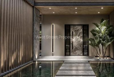 6 Bed Villa with En Suite at The Hub - 4