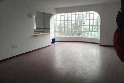 3 Bed Apartment with En Suite in Ruaka