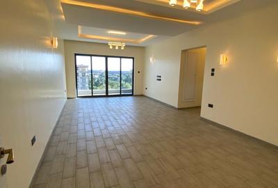 3 Bed Apartment with En Suite in Lavington - 4