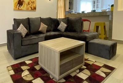 Serviced 1 Bed Apartment with En Suite at Kindaruma Rd - 2