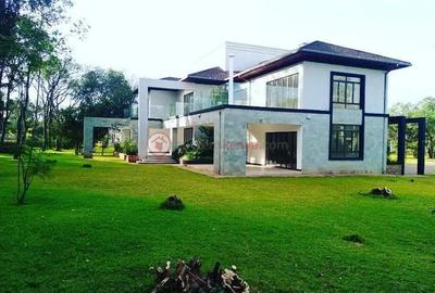 5 Bed House with En Suite at Ololua