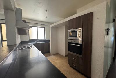 Serviced 3 Bed Apartment with En Suite in Kileleshwa - 3