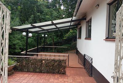 3 Bed House with En Suite at Limury Road