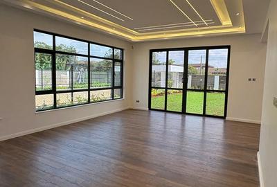 5 Bed Villa with En Suite in Lavington