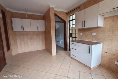 4 Bed Townhouse with En Suite at Lavington - 3