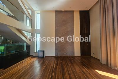 5 Bed House with En Suite in Runda