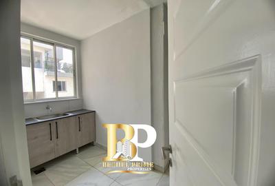 3 Bed Apartment with En Suite in Rhapta Road - 3