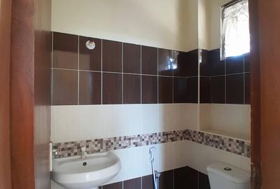 2 Bed Apartment with En Suite in Mtwapa - 3